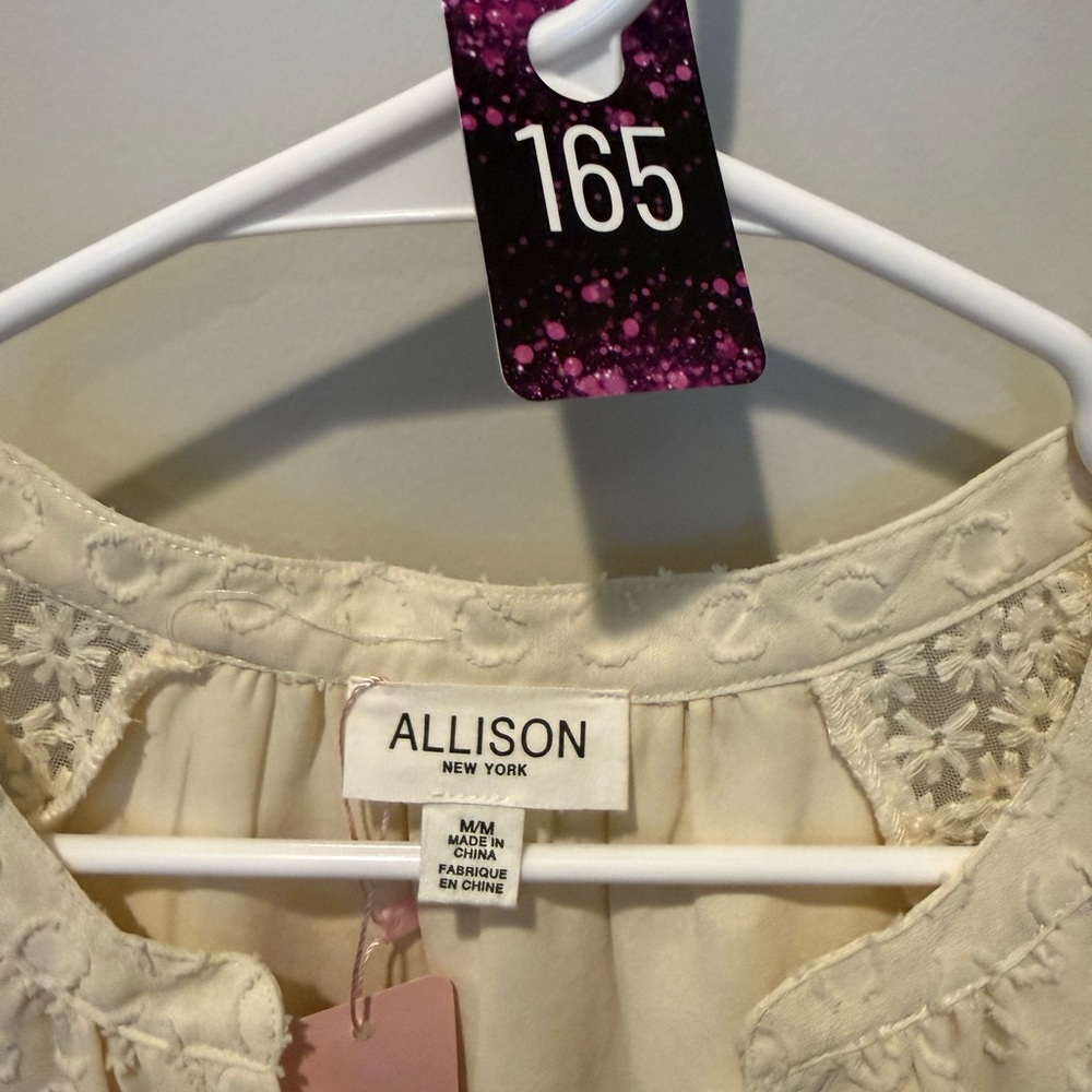 💋Allison Cream Lace Sleeve Women's Top‎ 165 - Picture 7 of 7